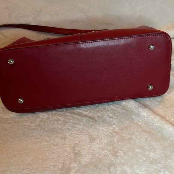 Bostanten Red Handbag - Picture 12 of 12
